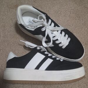 Steve Madden Black and White Platform Sneakers